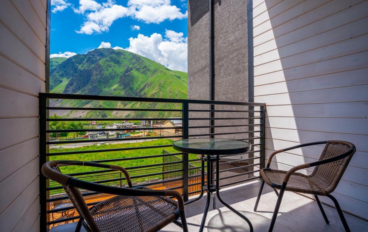 Hotel Darchi Kazbegi Exterior photo
