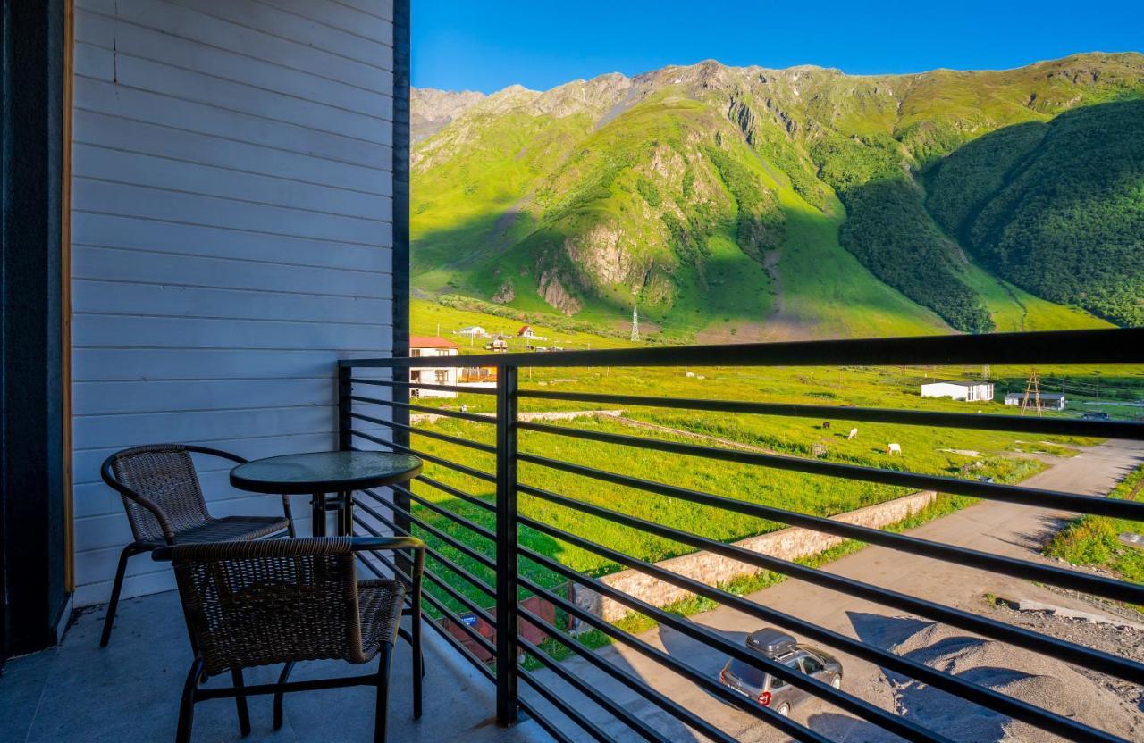Hotel Darchi Kazbegi Exterior photo